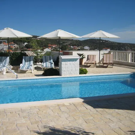 Sinisa Apartamento Sevid