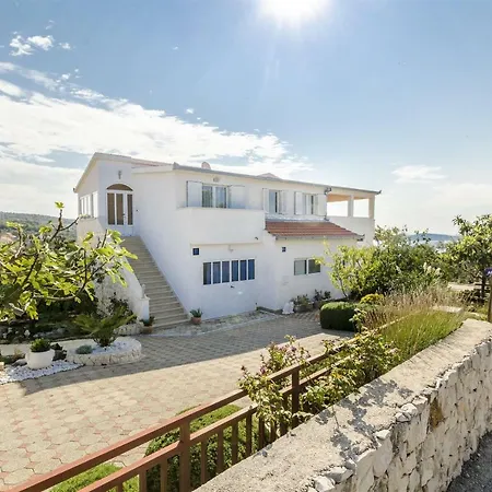 Apartamento Sinisa *